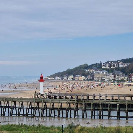 Le Cocooning-Studio Deauville Marina Avec Terrasse Vue Mer Et Plage Екстериор снимка
